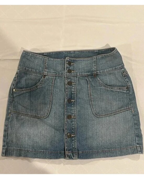 Dresses & Skirts - Denim Jean Mini Skirt Button up size 9 excellent condition🤩